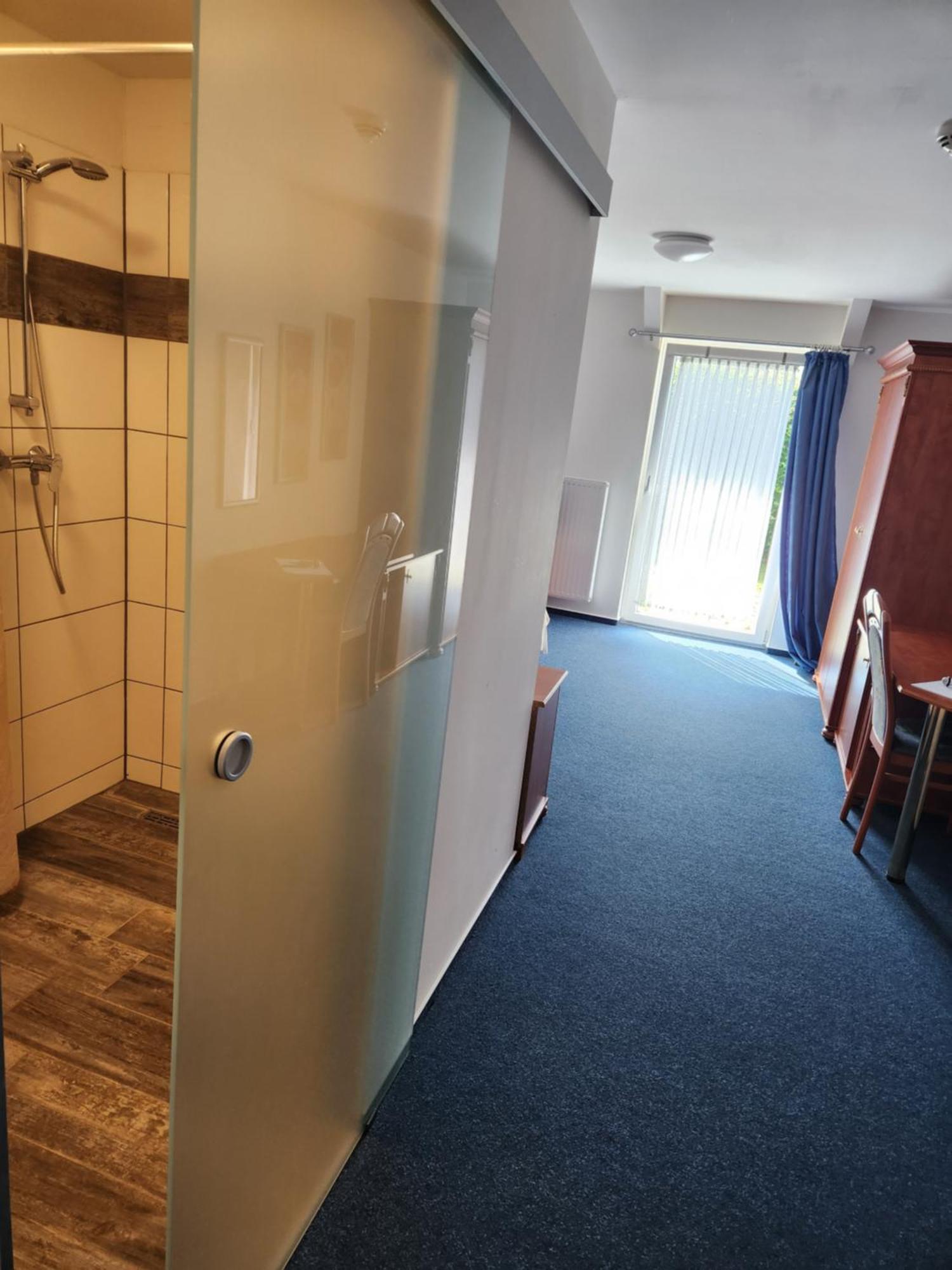 Hotel Hoyers In Pinneberg Prisdorf Екстериор снимка