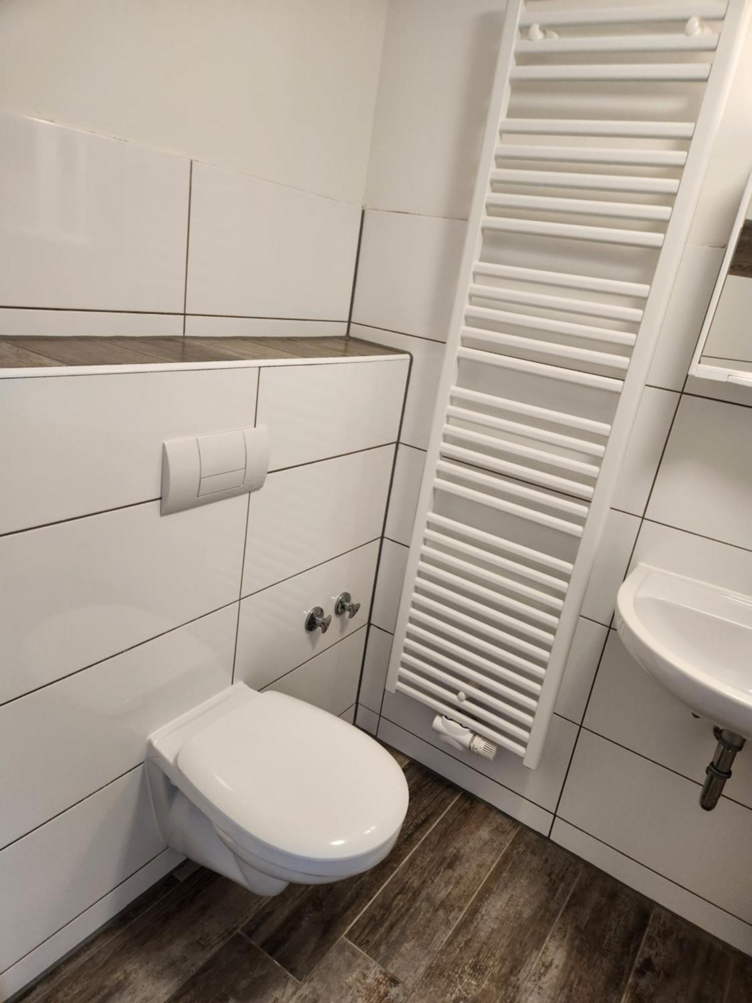 Hotel Hoyers In Pinneberg Prisdorf Екстериор снимка